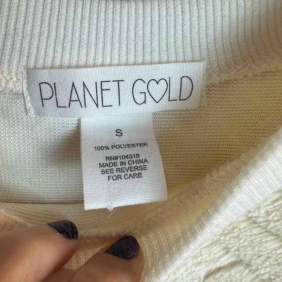 Fuzzy Winter White Planet Gold Faux Fur Sweater Size Small - Picture 5 of 6